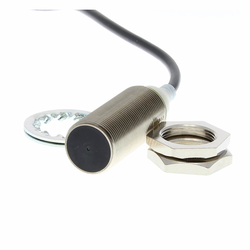 Omron E2A-M18KS05-WP-B1-TP 6M (236990)