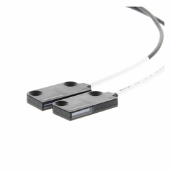 Omron E32-T16PR 2M