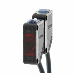 Omron E3Z-T81A 2M (685907)